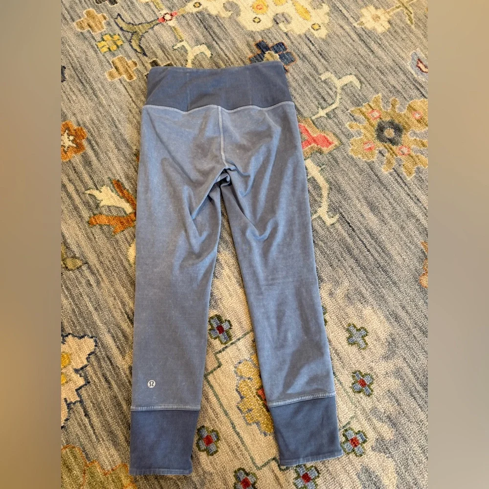 Lululemon Wunder Under Crop 23
